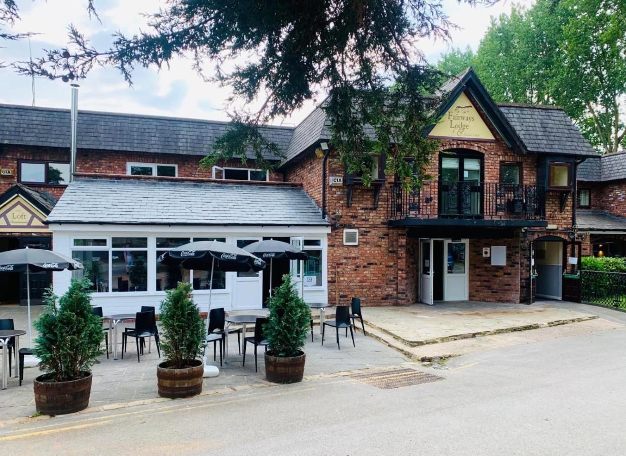 Fairways Lodge & Leisure Club Prestwich Buitenkant foto