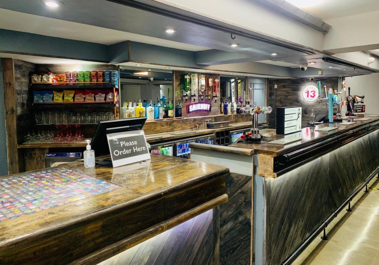 Fairways Lodge & Leisure Club Prestwich Buitenkant foto