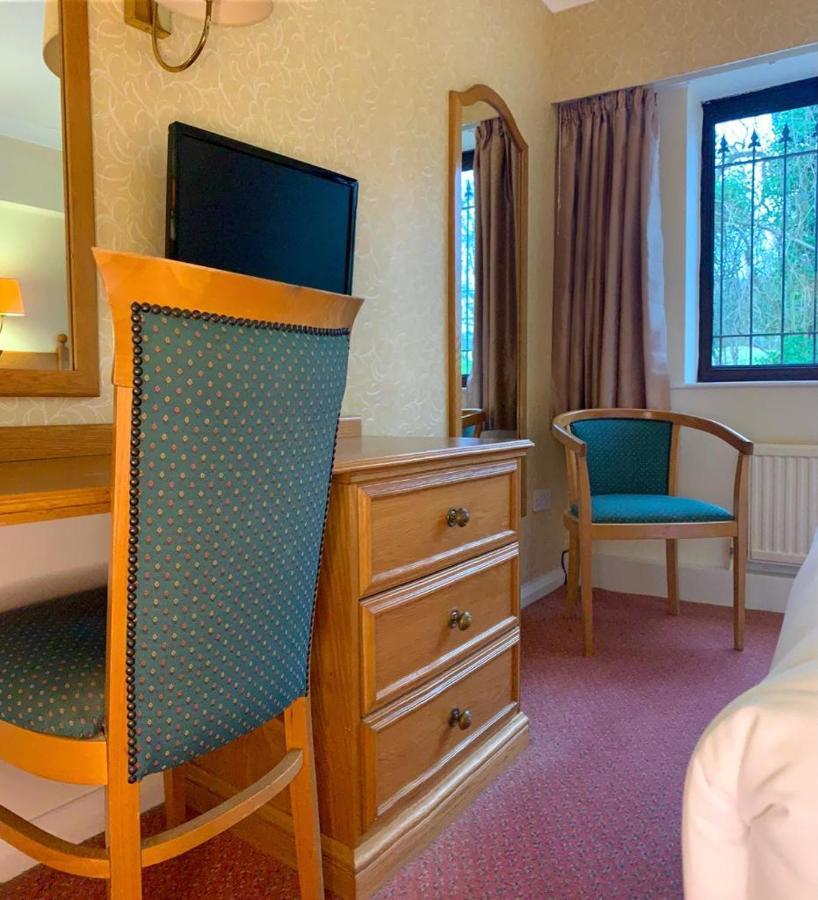 Fairways Lodge & Leisure Club Prestwich Buitenkant foto