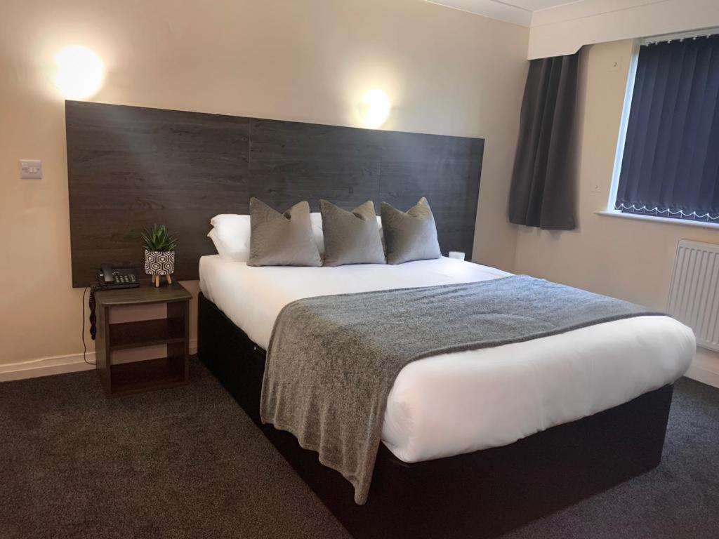 Fairways Lodge & Leisure Club Prestwich Buitenkant foto