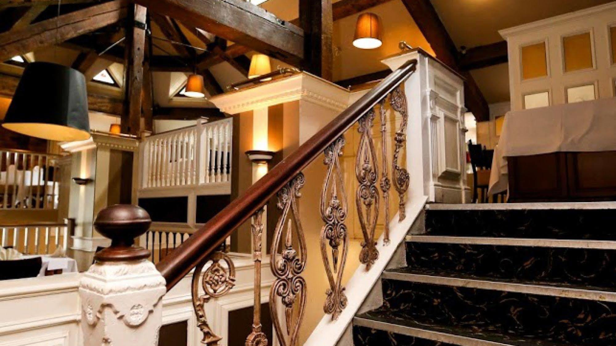 Fairways Lodge & Leisure Club Prestwich Buitenkant foto